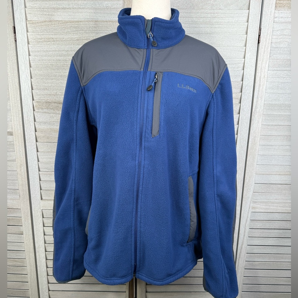 L.L. Bean Men's Blue and Gray Fleece Jacket